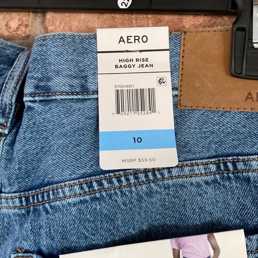 Aeropostale 90’s High Rise Baggy Jeans Size 10 NWT - Picture 10 of 11